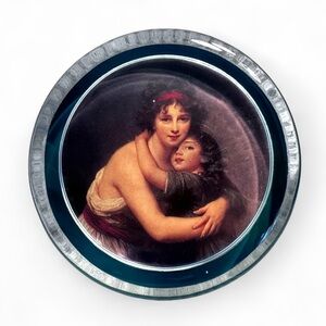 Past Times “Mother & Child” Glass Paperweight – Elisabeth Vigée Le Brun Art